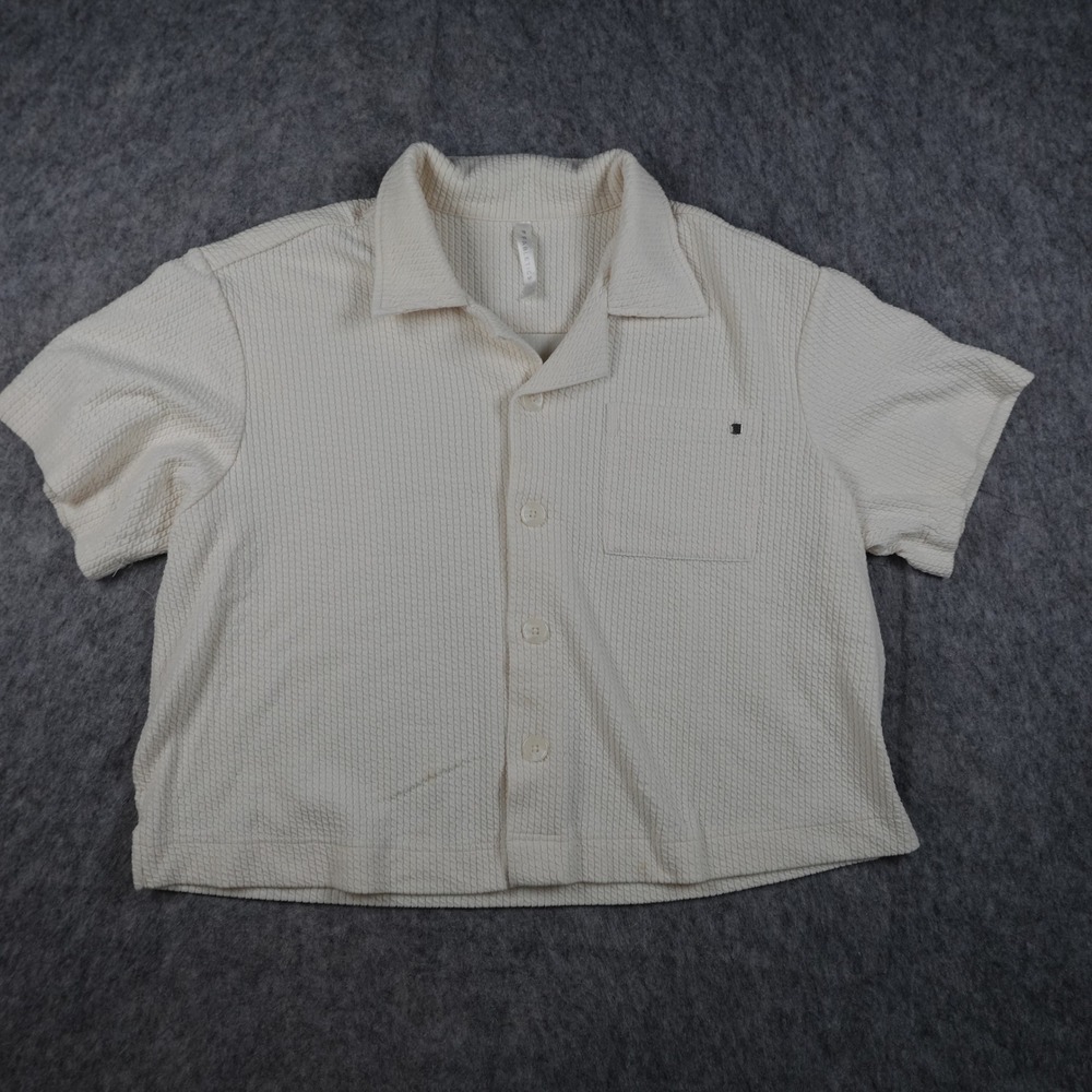Fabletics Top Women Medium Ivory Short Sleeve Button Down Crinkle Knit Boxy